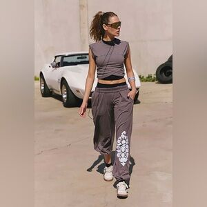 NWT FREE PEOPLE MOVEMENT Hot Shot Logo Crossover Set | Dark Shadow Combo $98